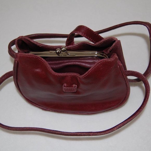 Brand NEW Wilson's Leather Maxima Small Bag with Clasp Closure - Picture 6 of 9